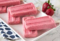 Strawberry Greek Yogurt Popsicles Recipe