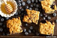 Blueberry Oatmeal Bars with Honey