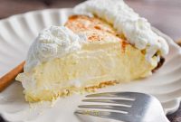 Eggnog Cream Pie Recipe for the Holidays