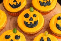 Jack O Lantern Pumpkin Cupcakes for Halloween