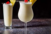 Frozen Piña Colada Cocktail Recipe