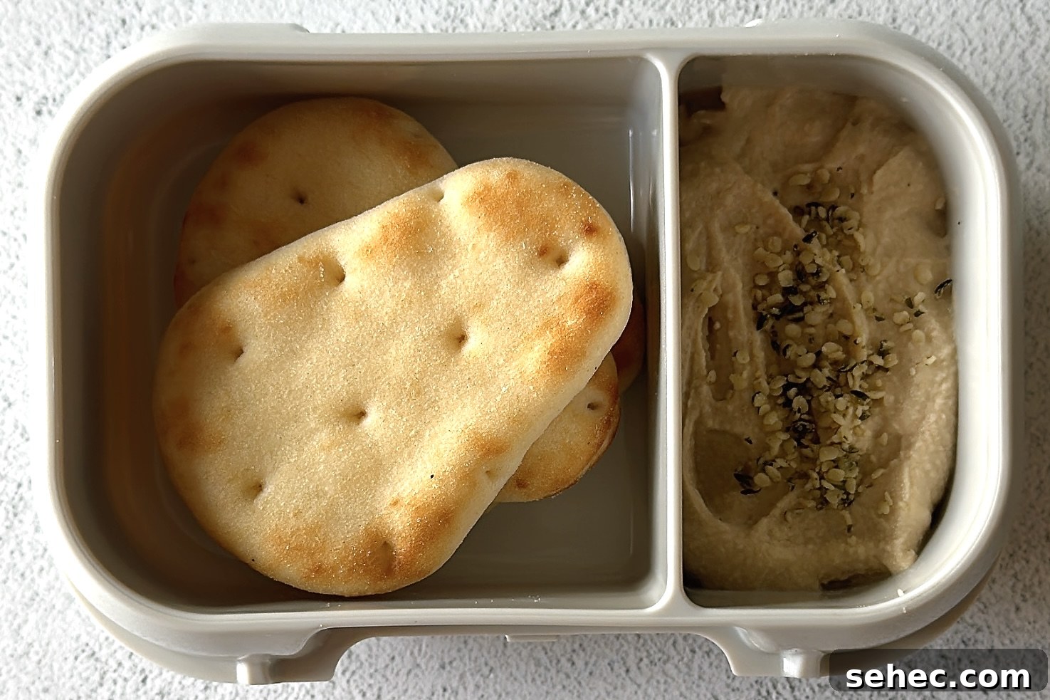 Nutritious School Snacks for Kids to Pack in Lunchboxes 8 Naan and hummus snackbox.