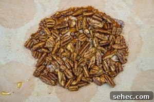 Crisp Spinach and Arugula Salad with Orange and Parmesan 10 Baked pecans