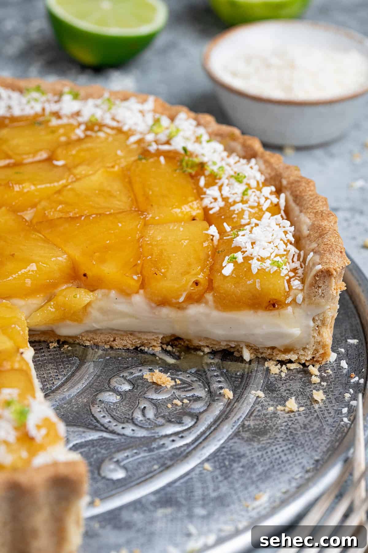 Vegan Caramelized Pineapple Coconut Tart 4 Close-up of the sliced caramelised pineapple coconut tart.