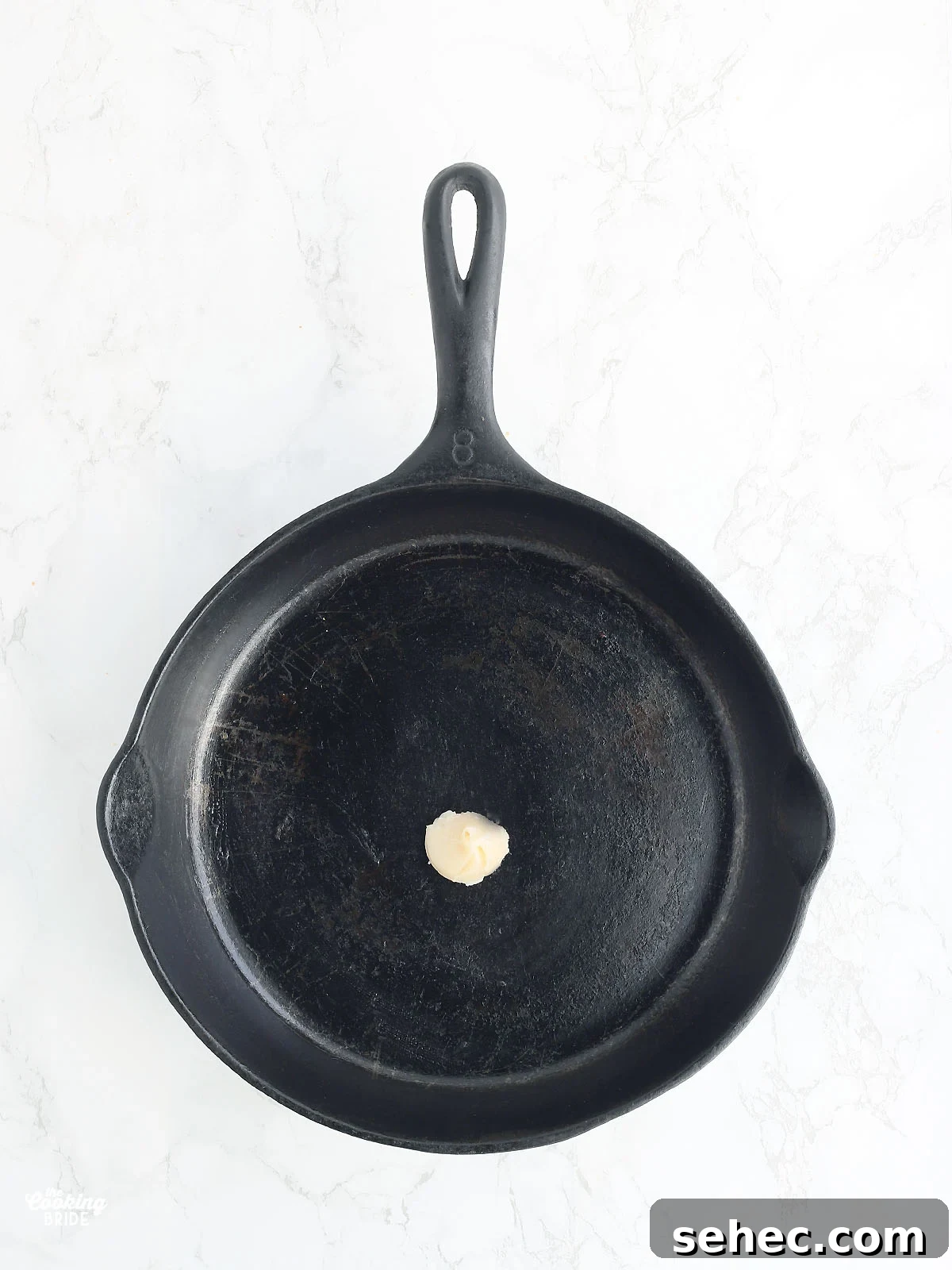 Southern Cracklin Cornbread Recipe 6 one tablespoon of bacon grease in a cast iron skillet