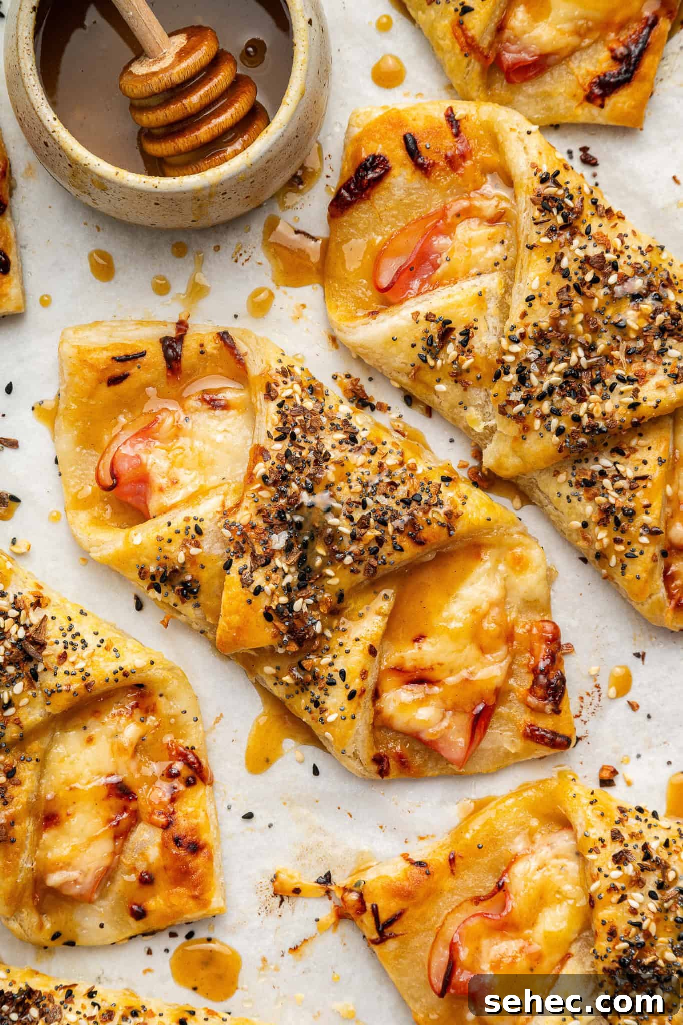 Ham and Cheese Puff Pastry Bundles Ham and Cheese Puff Pastry Bundles