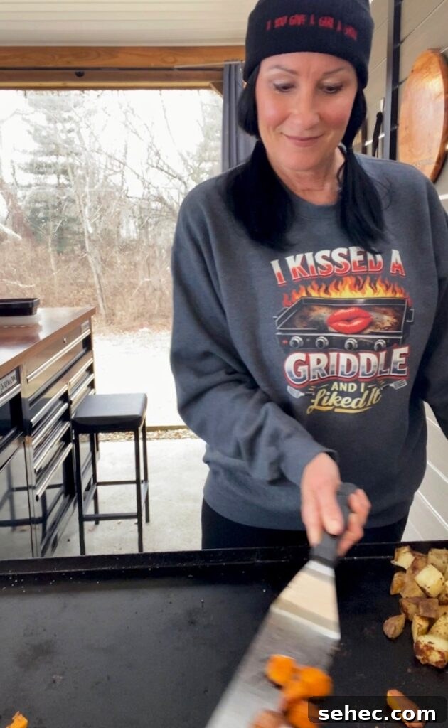 Blackstone Taco Meal Prep with Grilled Veggies 6 scooting potatoes to the side