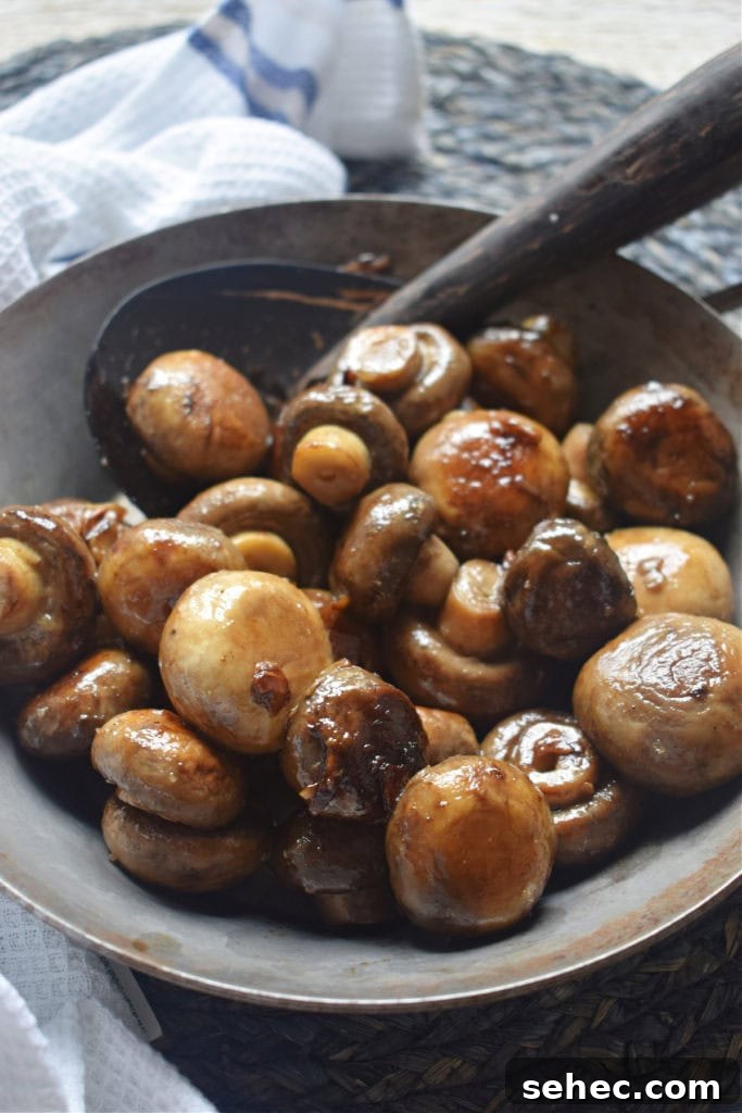 Italian Oven Roasted Green Peppers Recipe 13 garlic mushrooms in a skillet