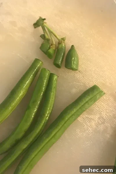 Instant Pot Garlic Green Beans Recipe 3 trimmed green beans