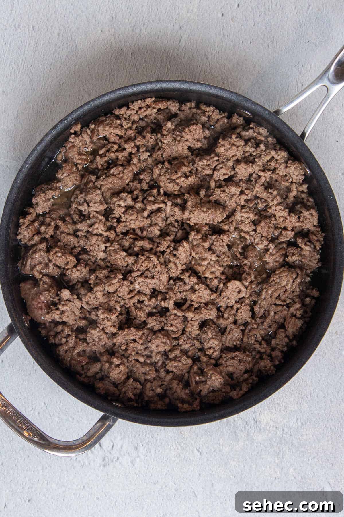 Slow Cooker Hamburger Hashbrown Casserole 4 Browned grown beef in a large skillet