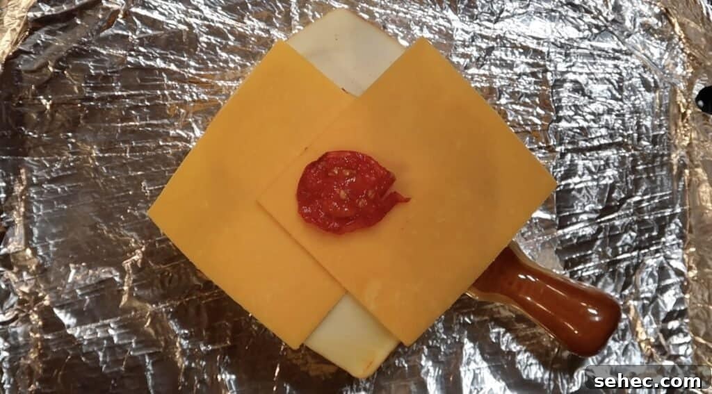 Topping with a tomato